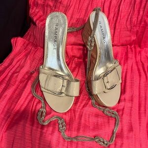 Stylish Grey Patent Leather With Big Buckle